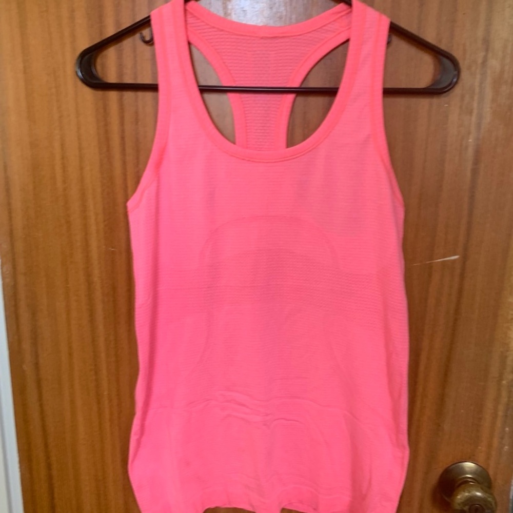 Lululemon Swiftly Tech Tank